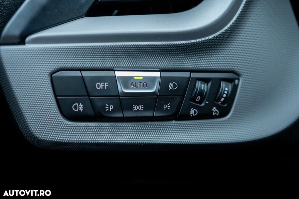 BMW Seria 1 120d xDrive Aut. Edition M Sport Shadow - 33