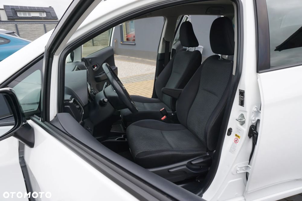 Toyota Verso S 1.33 VVT-i Life - 23