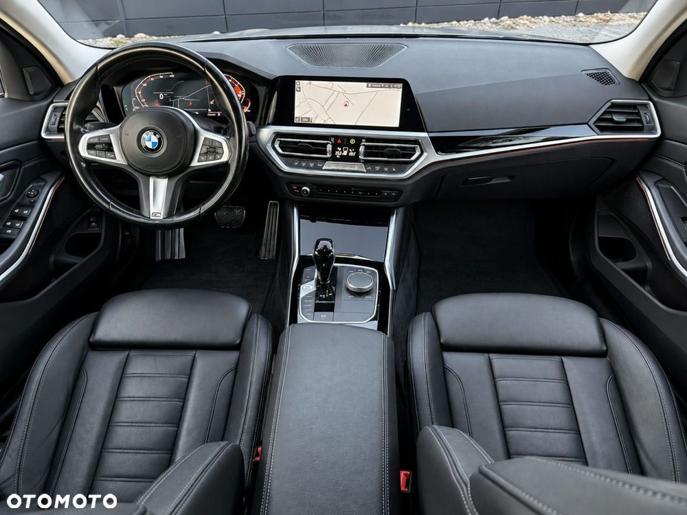 BMW Seria 3 320i Edition M Sport Shadow - 7