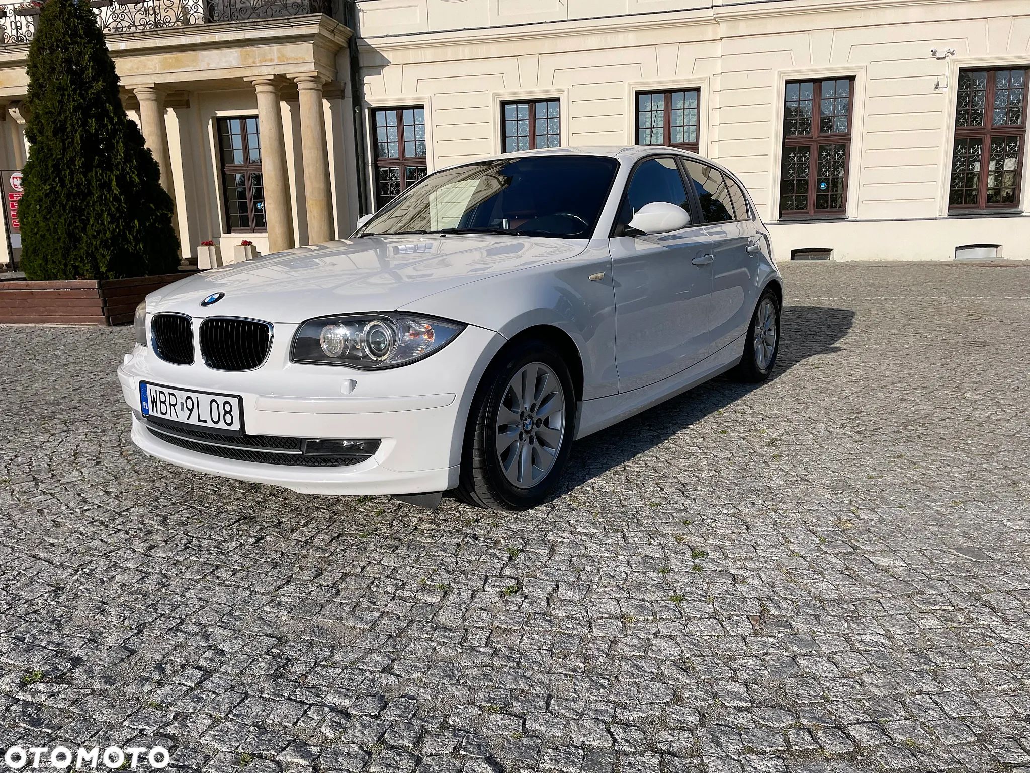 BMW Seria 1 120i - 1