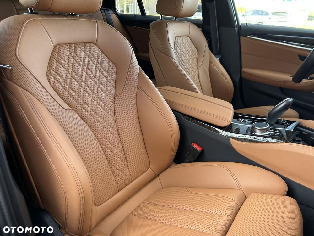 BMW Seria 5 - 25