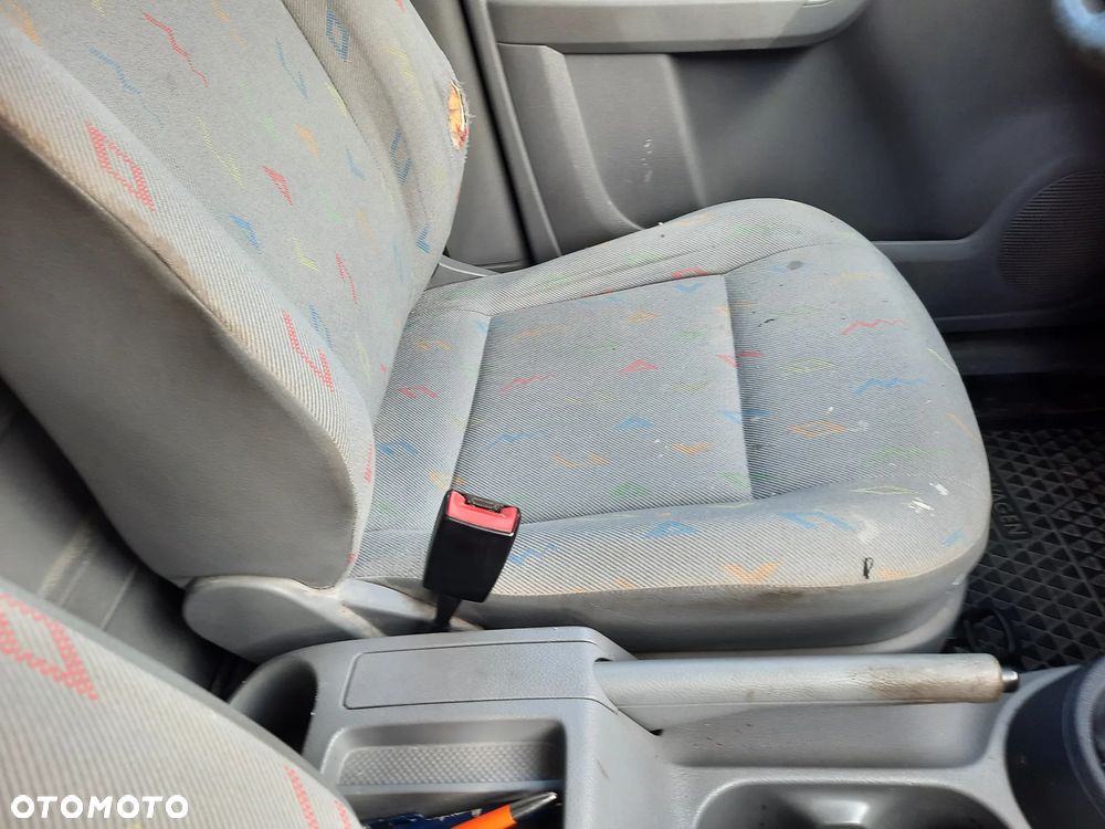 Volkswagen Caddy - 2