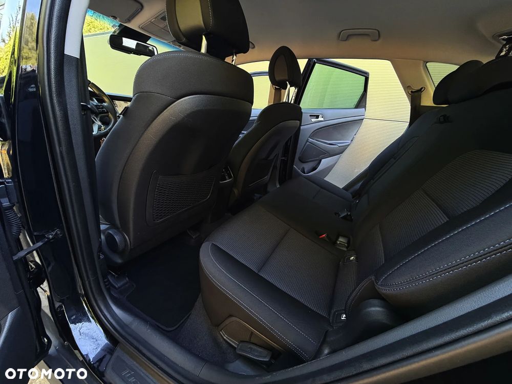 Hyundai Tucson blue 1.7 CRDi 2WD DCT Premium - 22