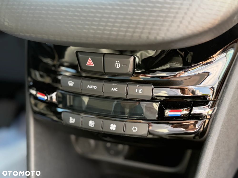 Peugeot 2008 PureTech 110 Stop&Start Allure - 28