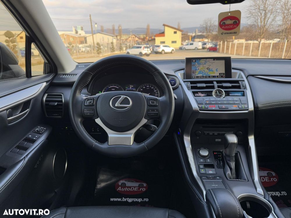 Lexus Seria NX - 9