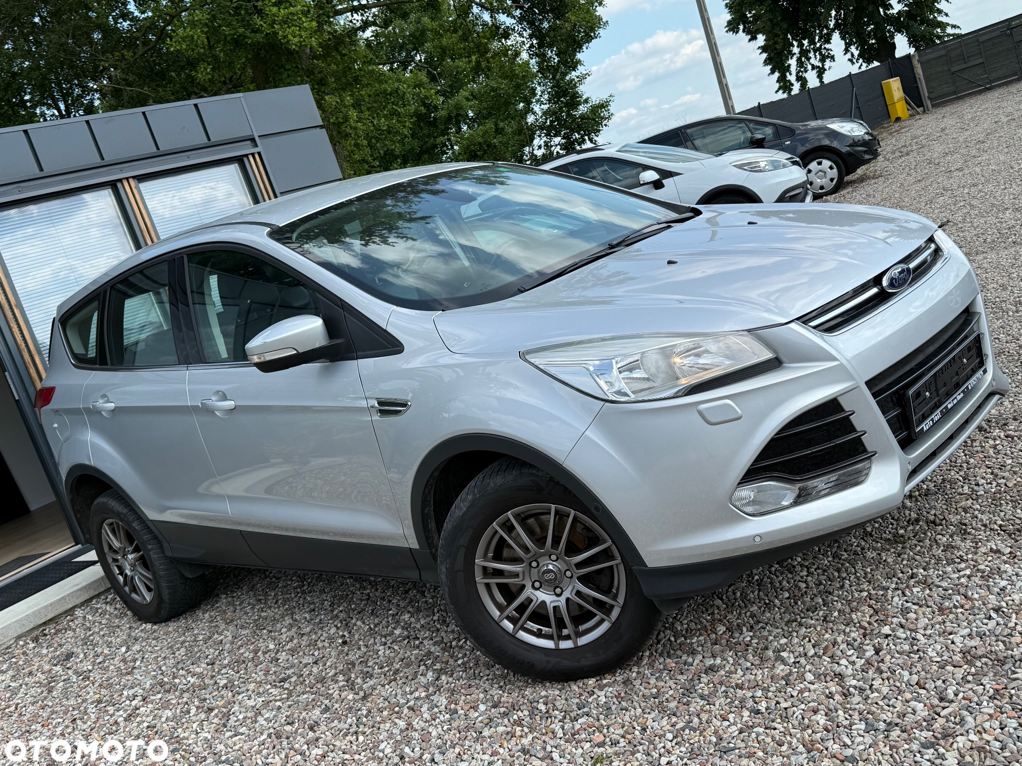 Ford Kuga 2.0 TDCi 4WD Titanium - 4