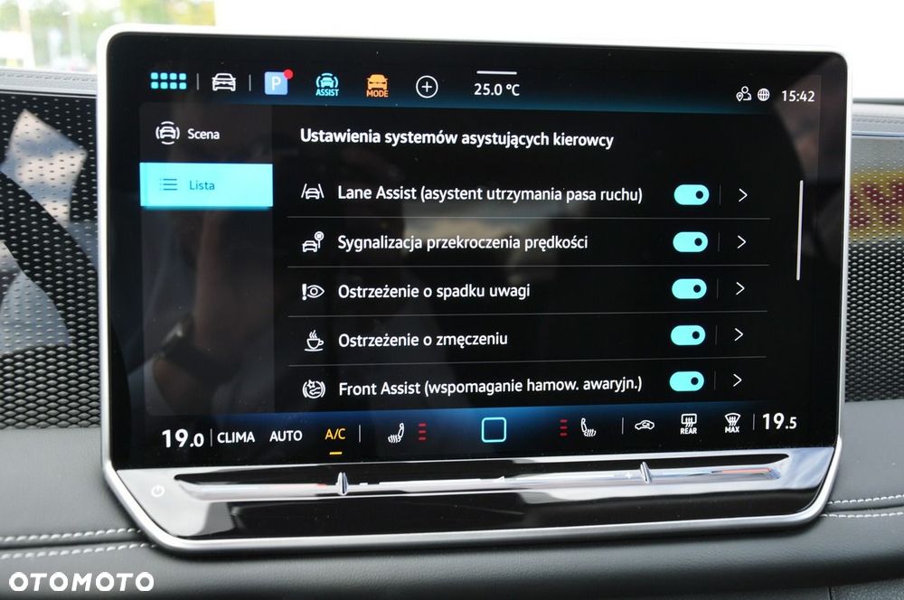 Volkswagen Tiguan 2.0 TDI SCR DSG Goal - 35
