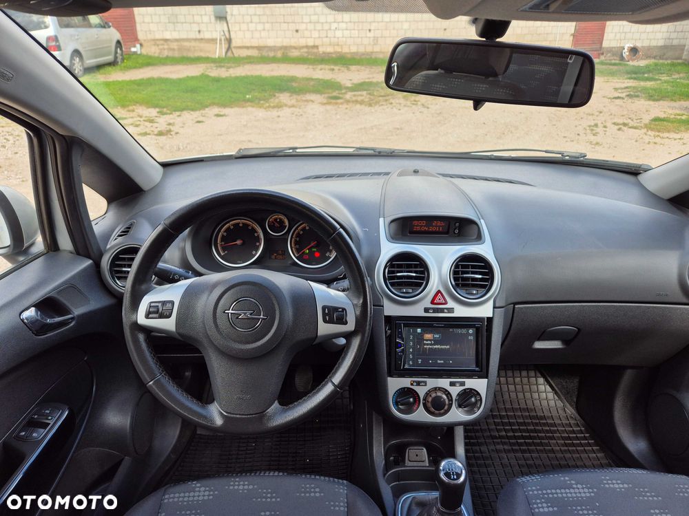 Opel Corsa - 7
