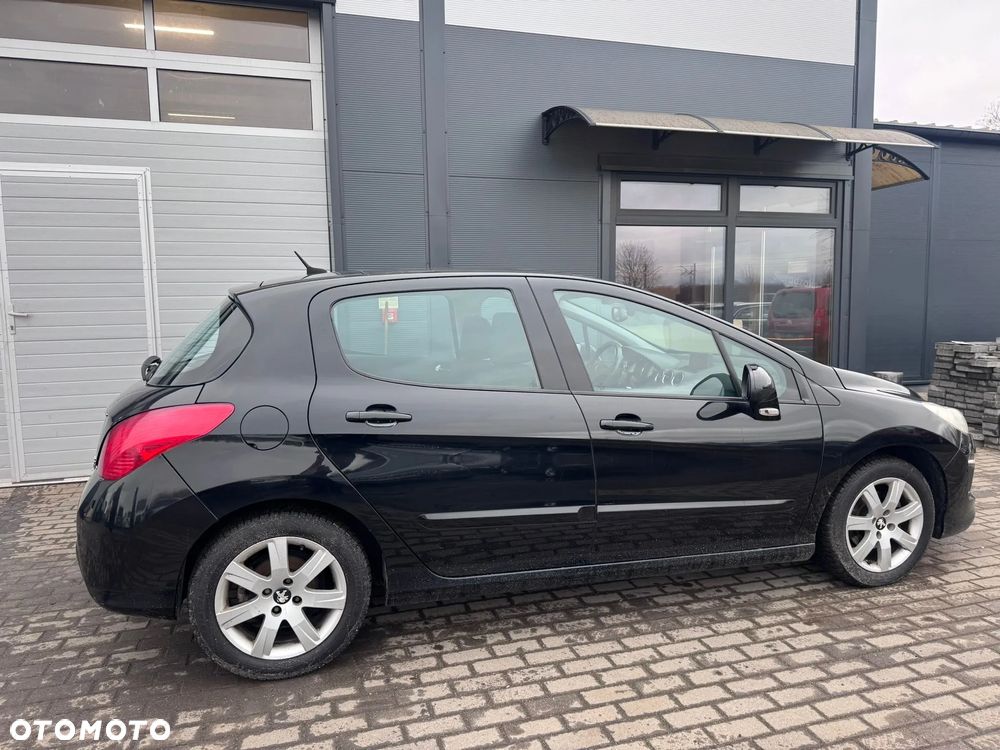 Peugeot 308 HDi FAP 110 Premium - 6