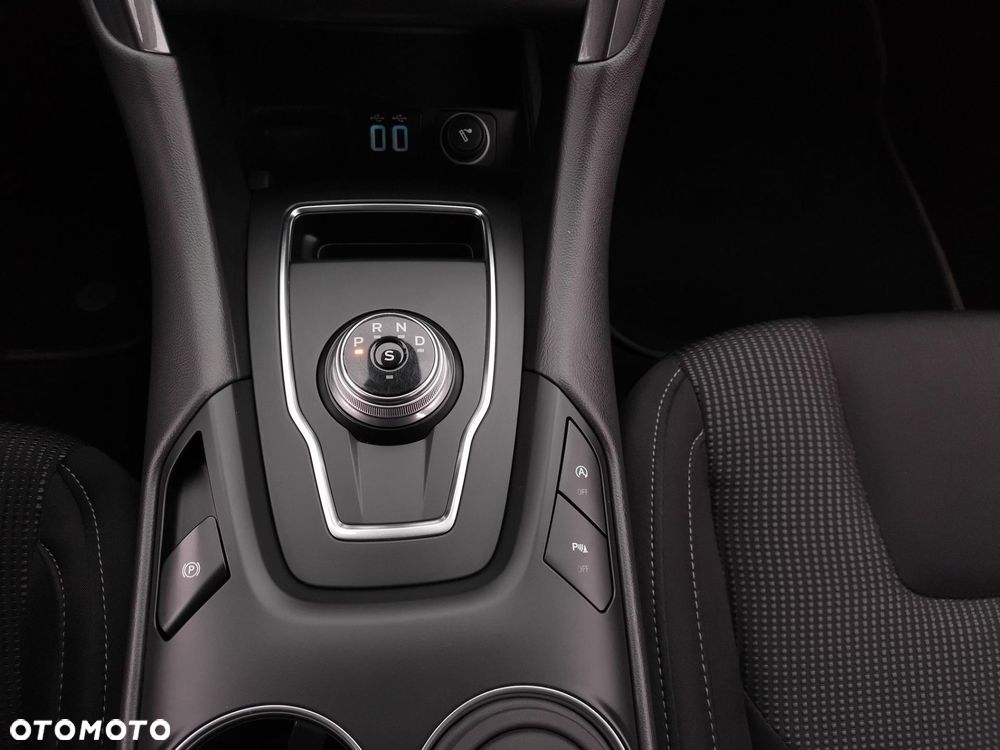 Ford Mondeo 2.0 EcoBlue Titanium - 21