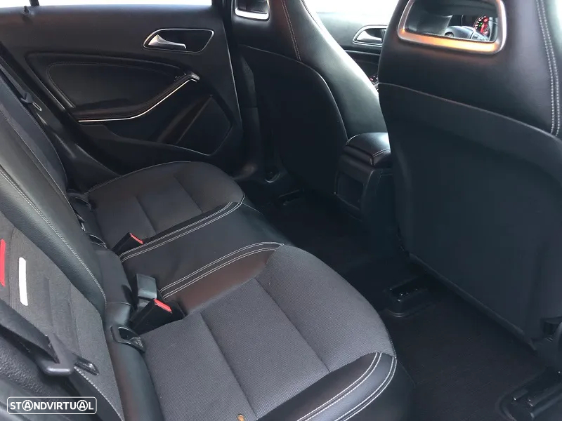 Mercedes-Benz A 180 d Urban - 20