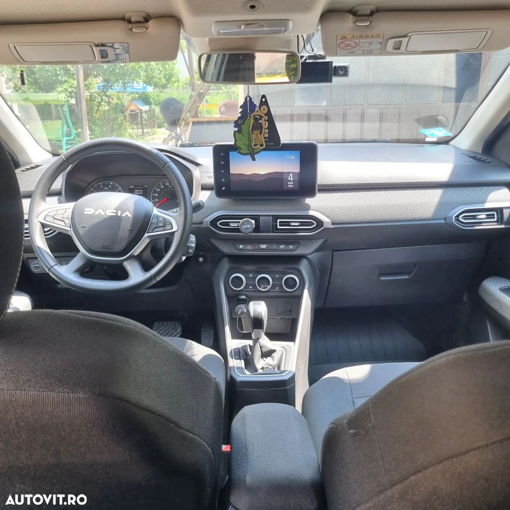 Dacia Logan TCe 90 CVT Journey - 9