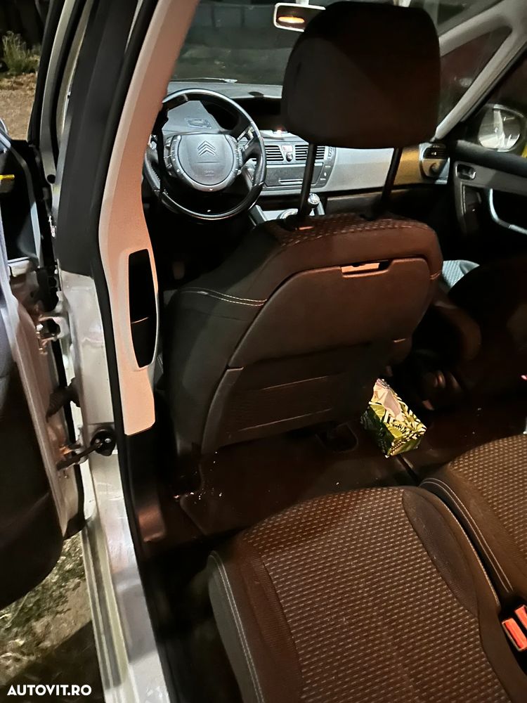 Citroën C4 Picasso - 6