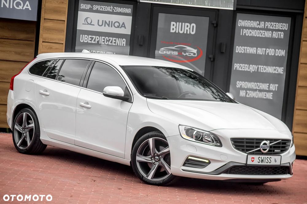 Volvo V60 D4 Drive-E R-Design Momentum - 3
