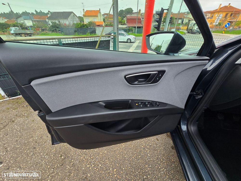 SEAT Leon ST 1.6 TDI Reference S/S - 8