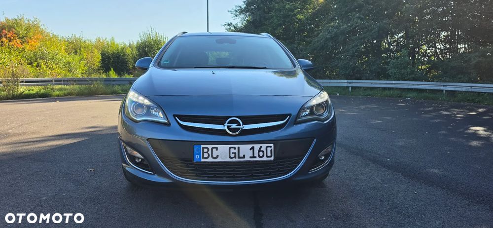 Opel Astra 2.0 CDTI Cosmo - 9