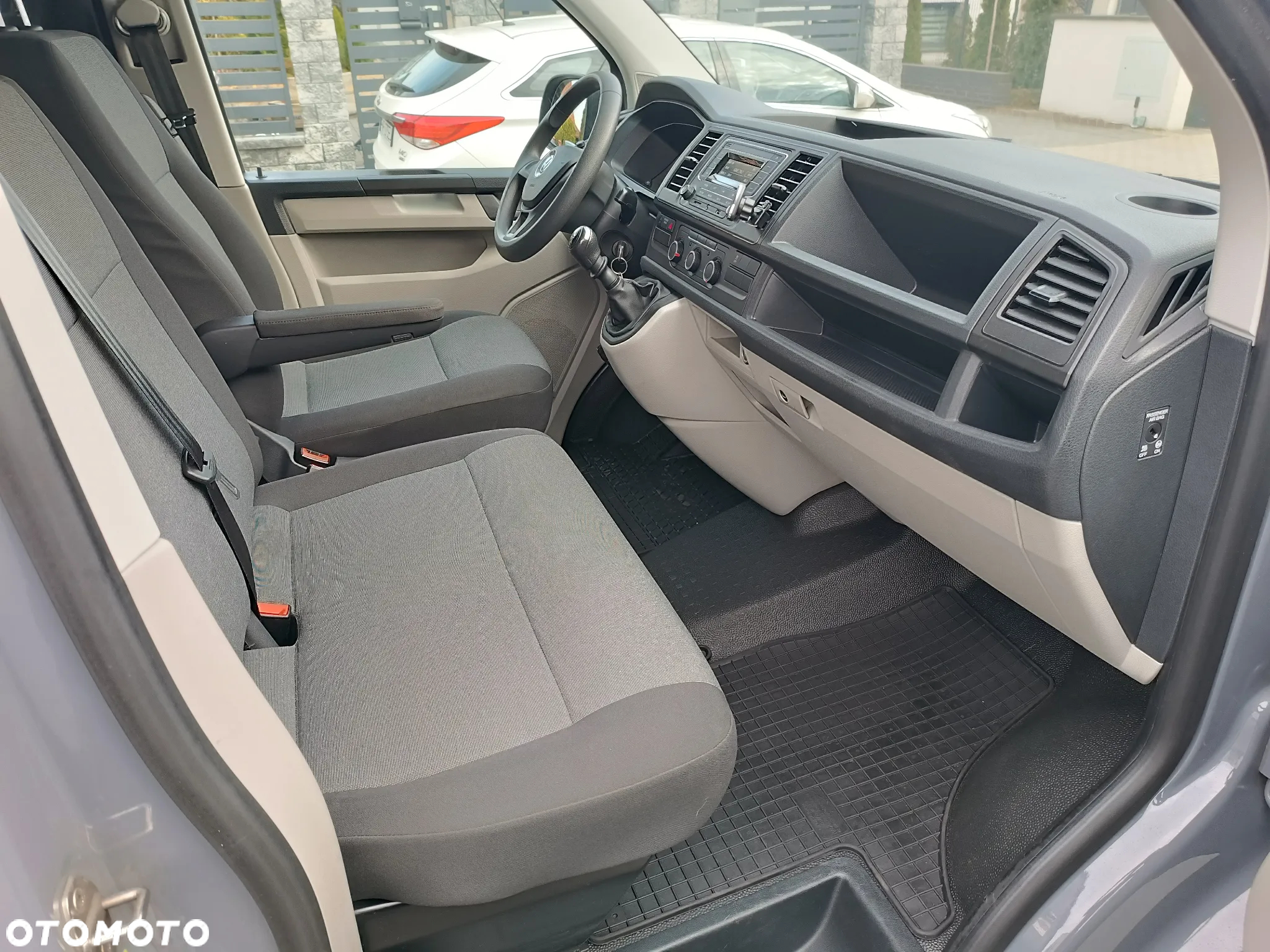 Volkswagen Transporter - 7