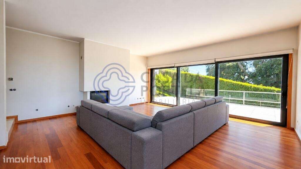 Moradia T3 (suites) de Luxo com Piscina e Edificio de serviços / escri - Grande imagem: 5/46