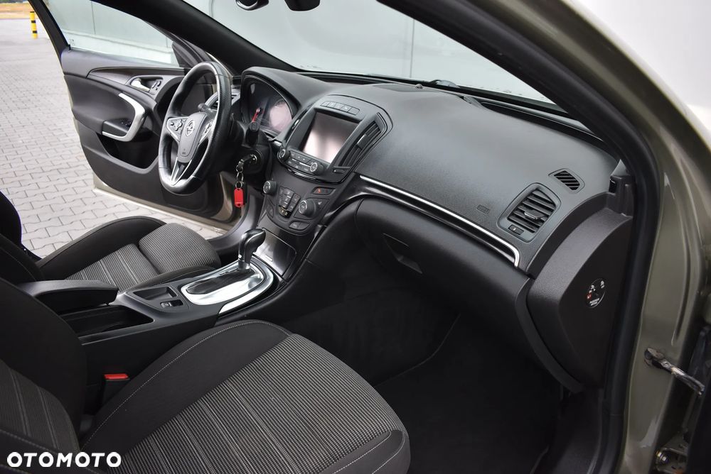 Opel Insignia - 9