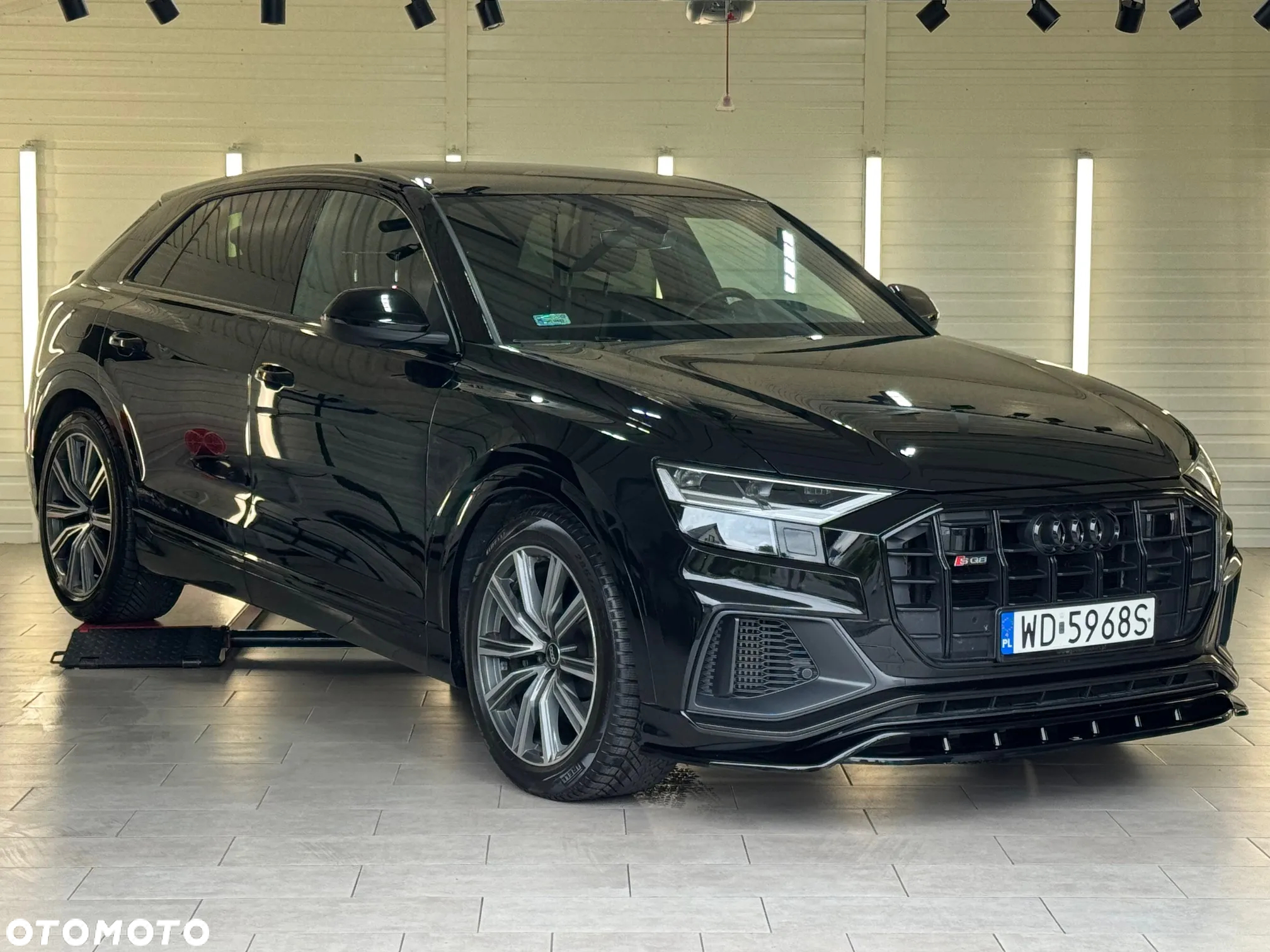 Audi SQ8 TFSI Quattro Tiptronic - 2