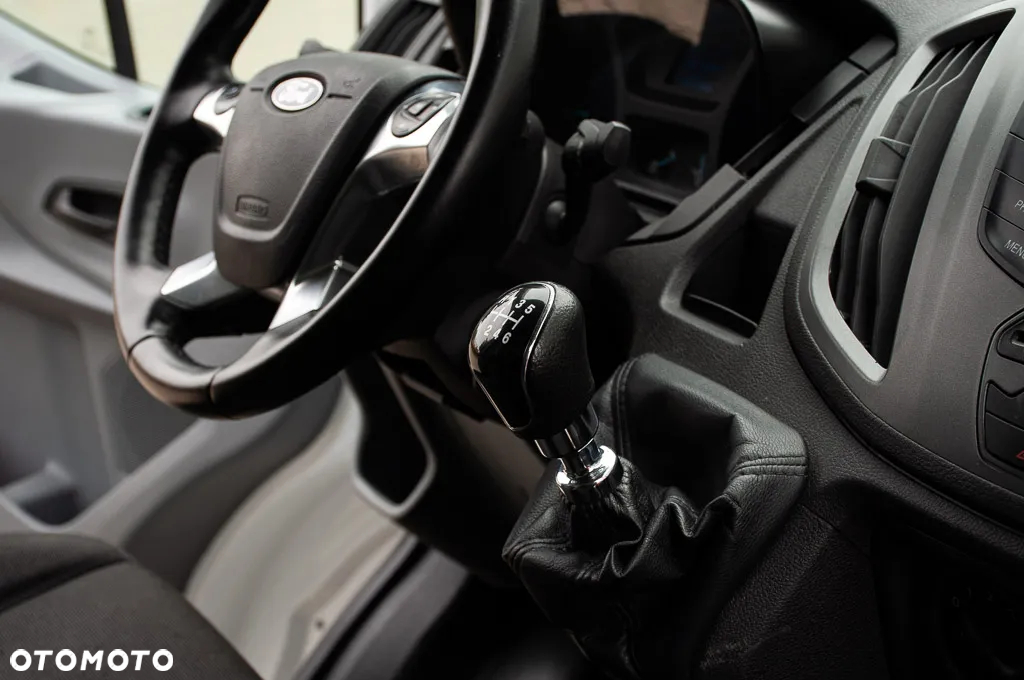 Ford Transit - 20