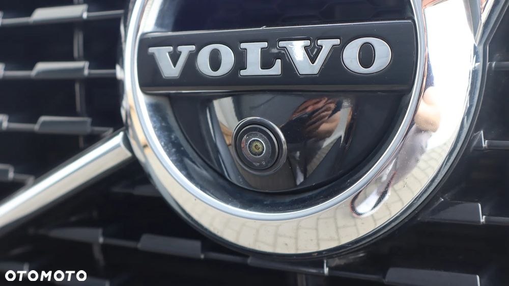 Volvo XC 60 B4 D R-Design - 25