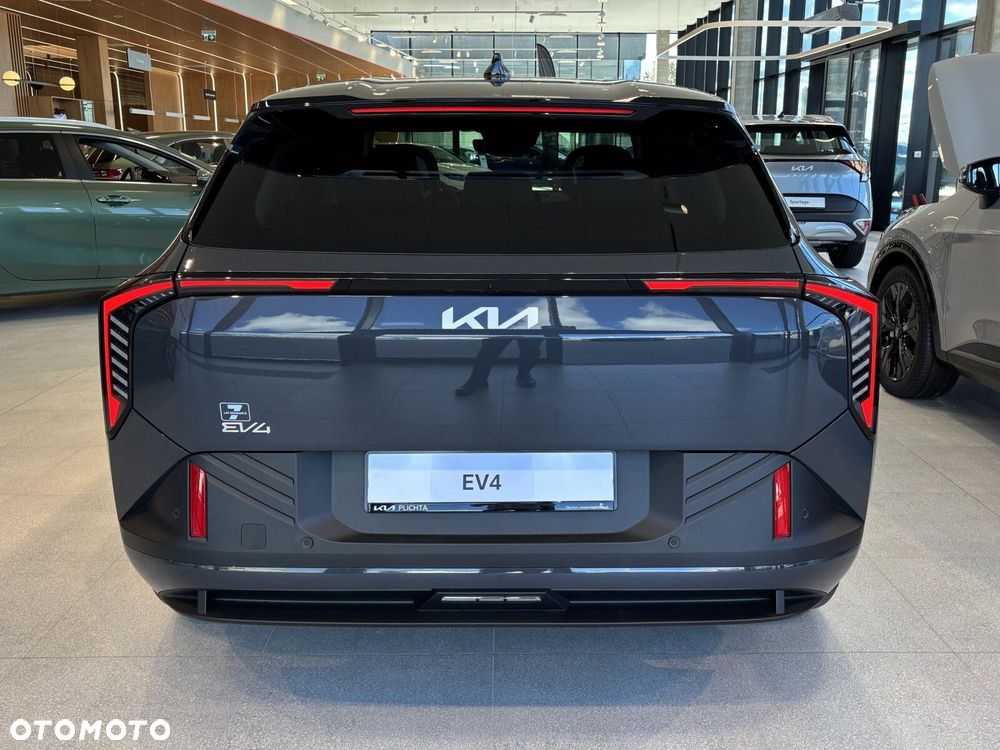 Kia EV4 - 5