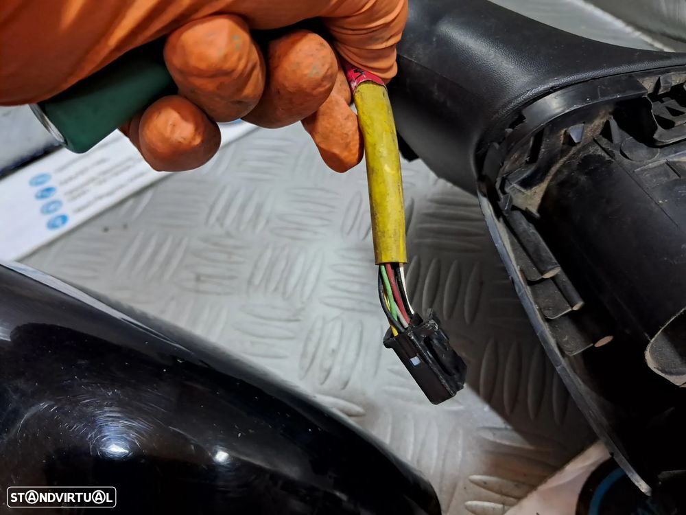 Espelho Retrovisor direito Renault Captur - 12