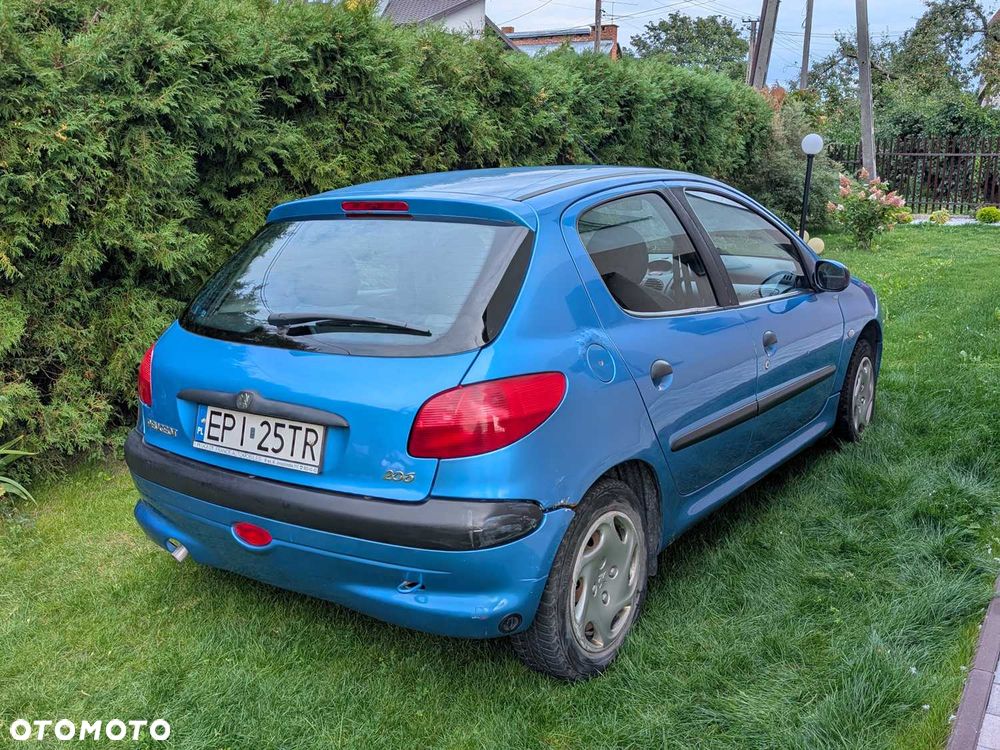 Peugeot 206 - 3