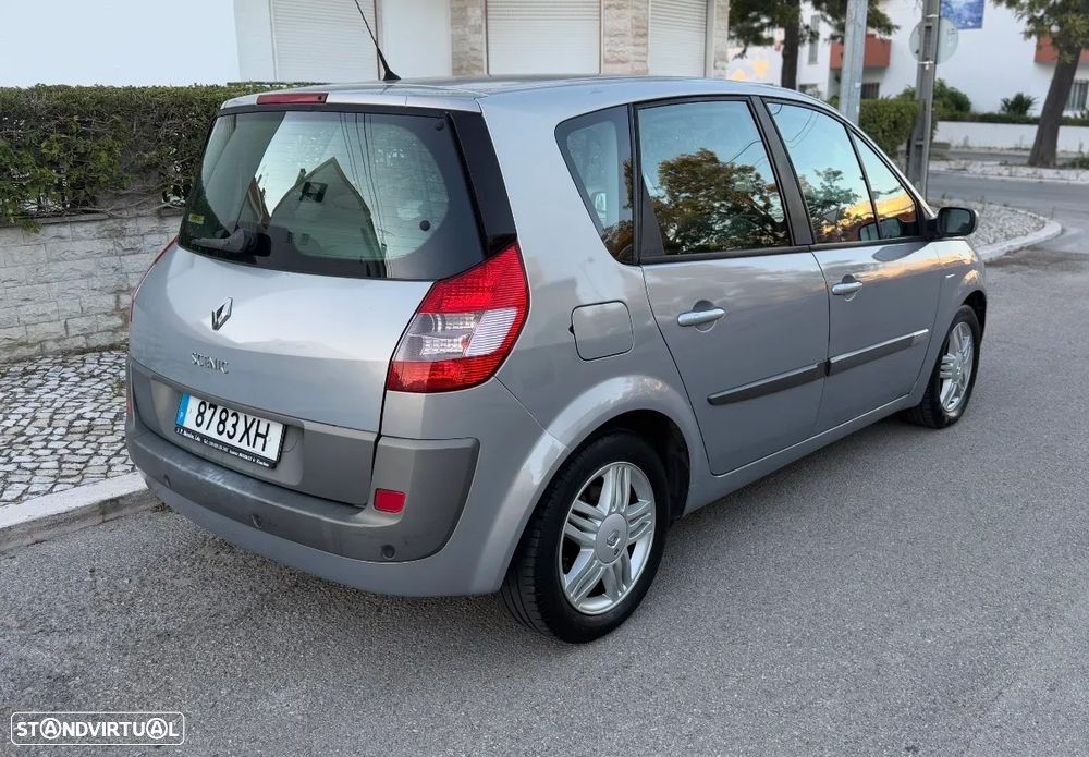 Renault Scénic 1.5 dCi Confort Dynamique - 5