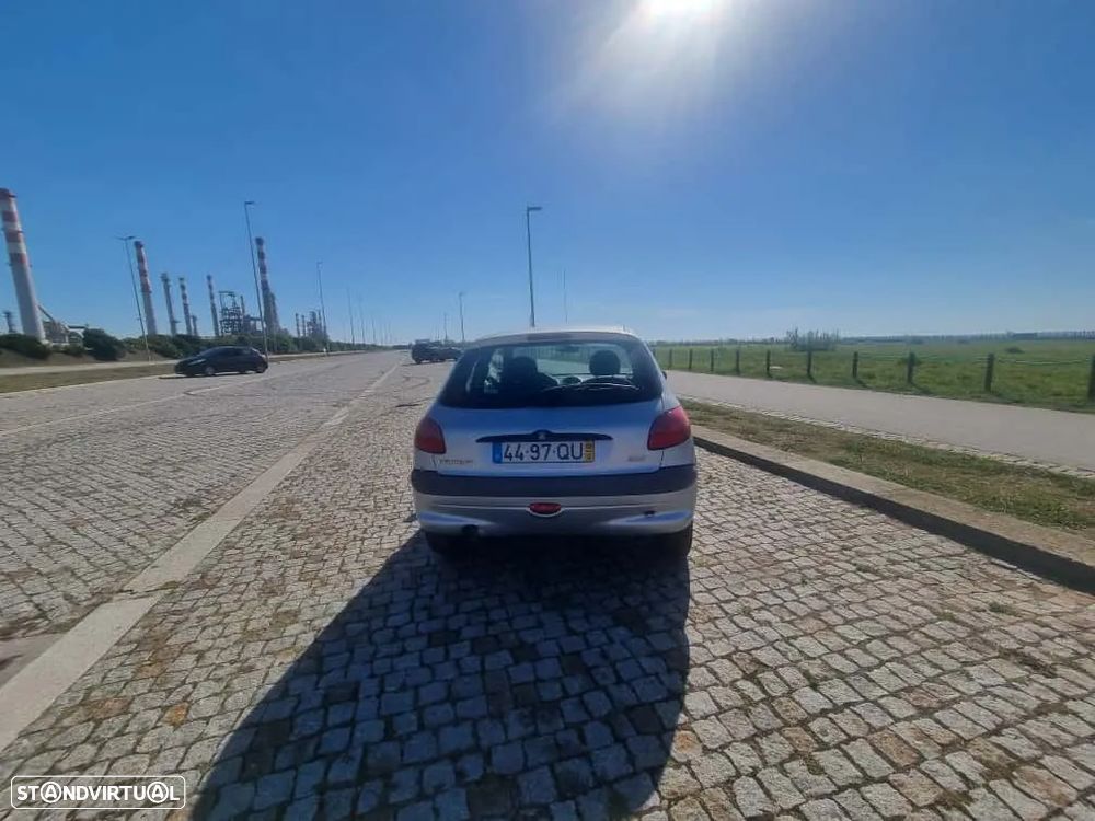 Peugeot 206 1.1 XR - 5