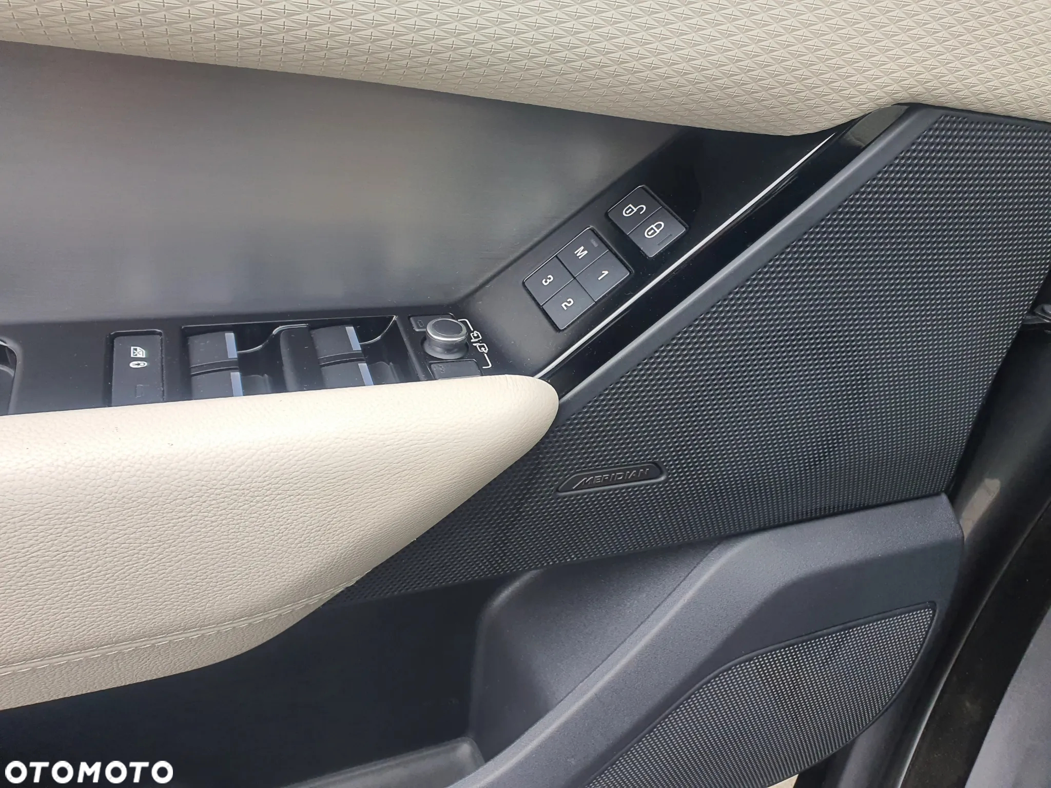 Land Rover Range Rover Velar 2.0 SD4 R-Dynamic SE - 27