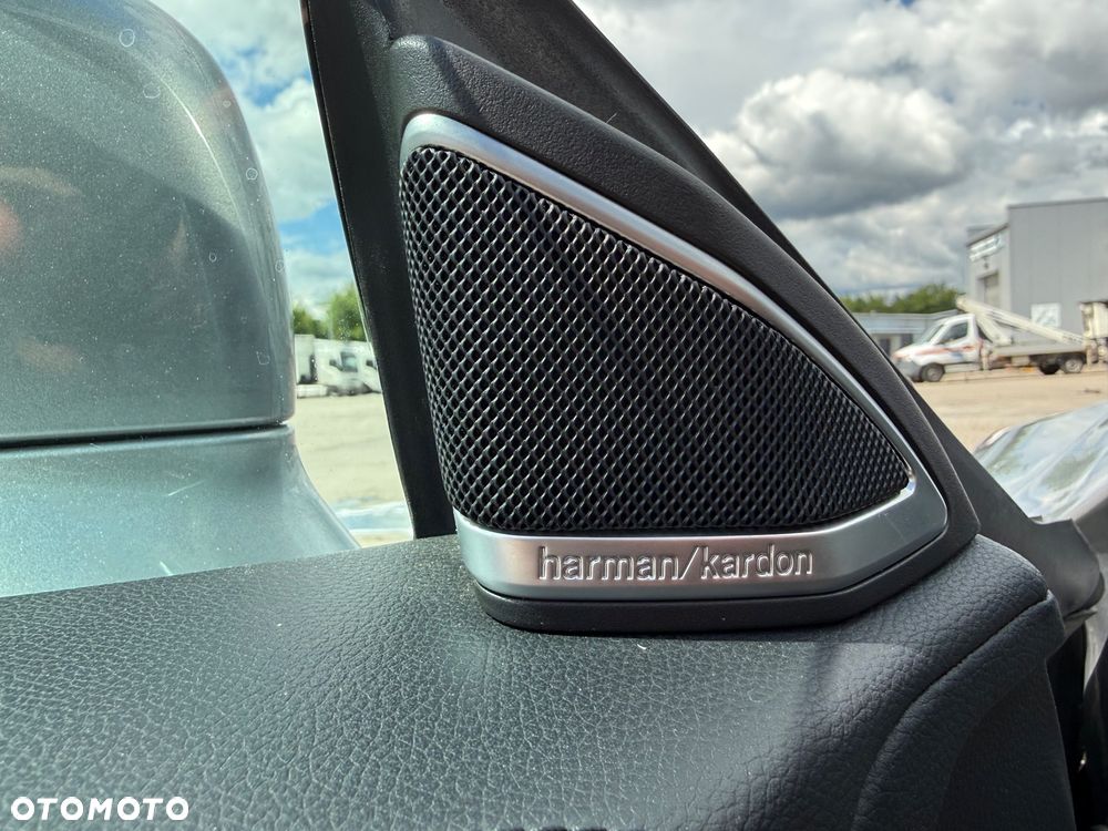 Mercedes-Benz CLS 500 4-Matic 7G-TRONIC - 25