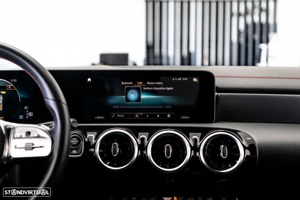 Mercedes-Benz CLA 180 - 32