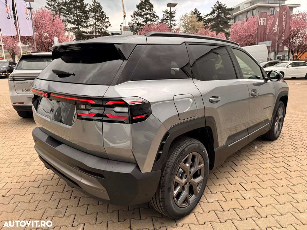 Jeep Compass - 12