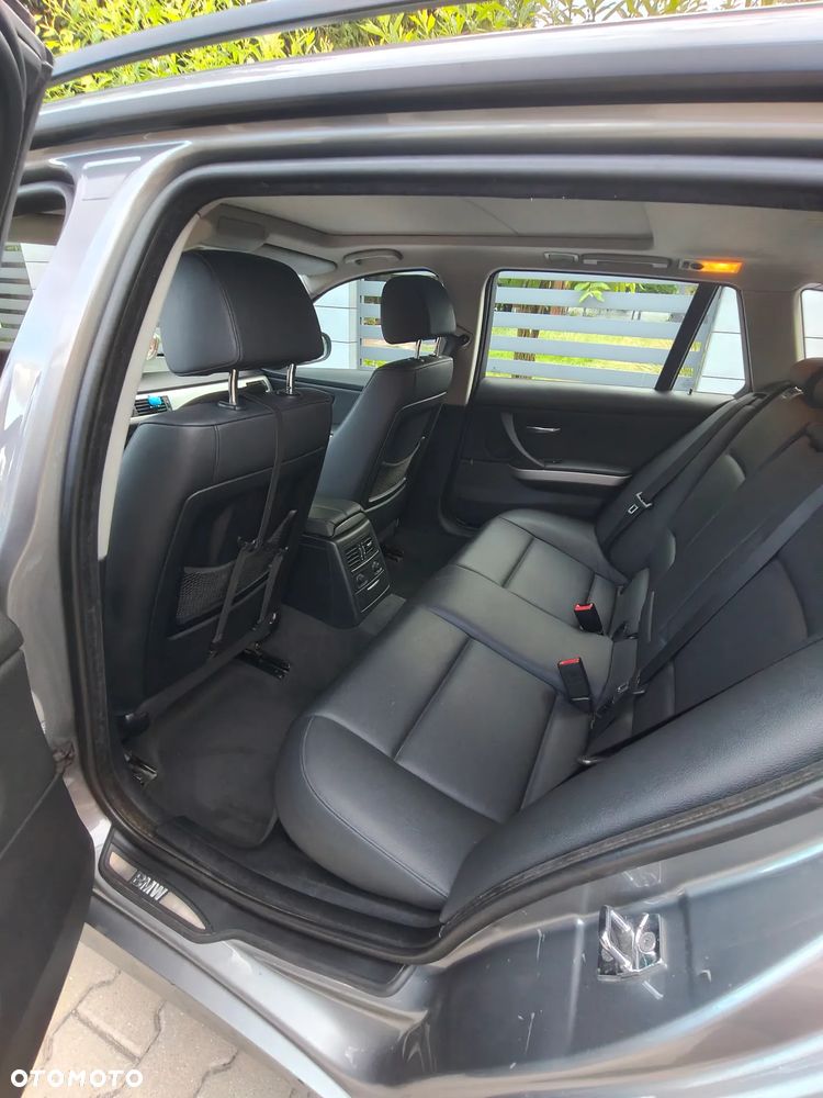 BMW Seria 3 318d - 6