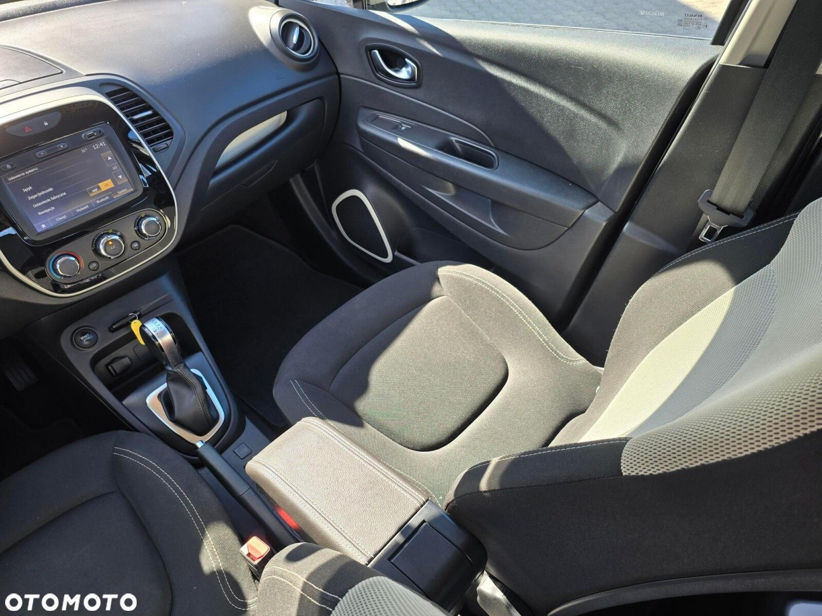 Renault Captur - 14