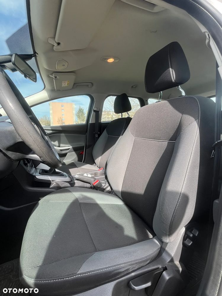 Ford Focus 1.6 TDCi DPF Start-Stopp-System SYNC Edition - 9
