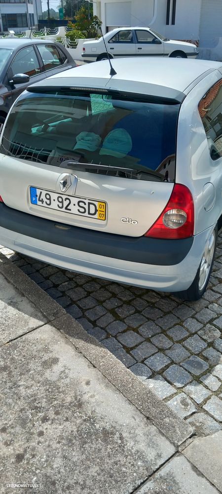 Renault Clio 1.2 16V Dynamique - 2