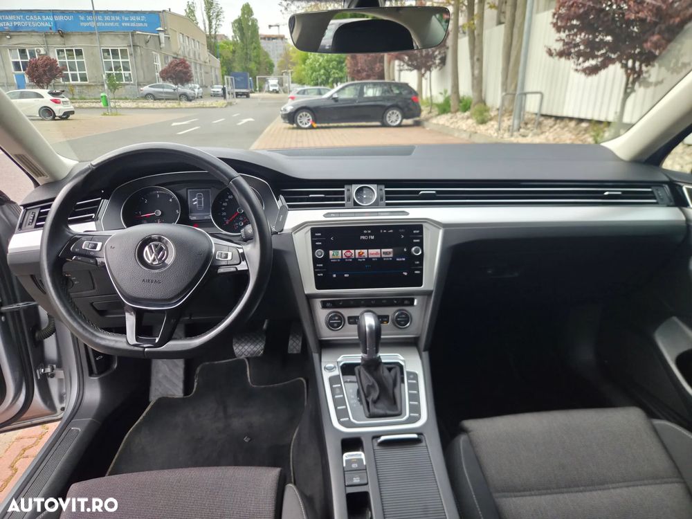 Volkswagen Passat 2.0 TDI DSG 4Motion Comfortline - 8