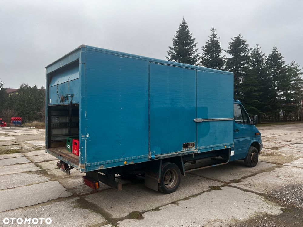 Mercedes-Benz Sprinter 413 - 7