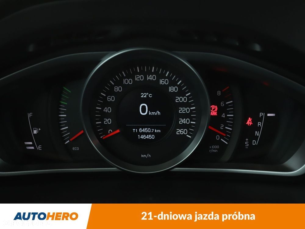 Volvo V40 - 20