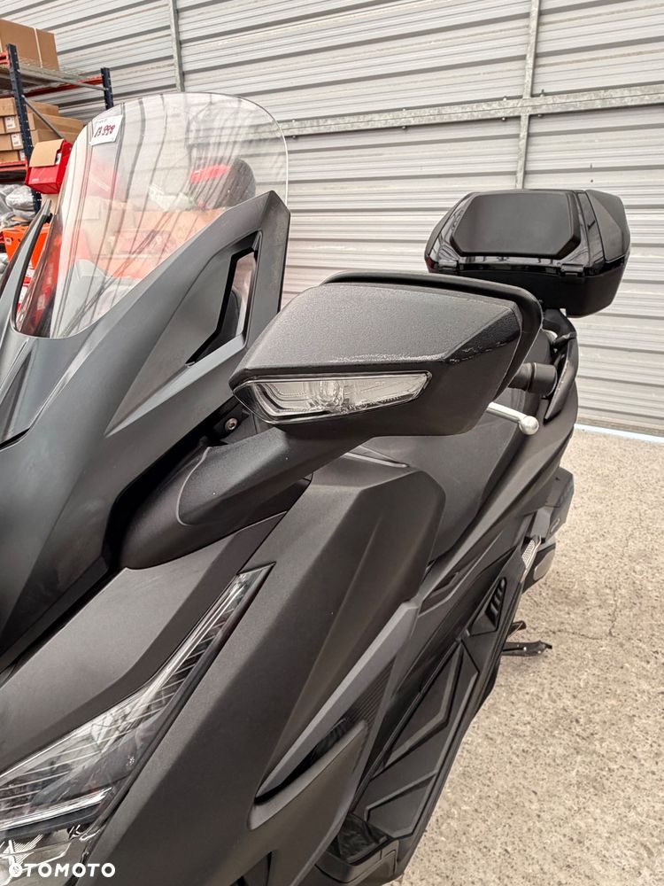 Honda NSS - 17