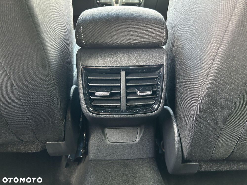 Skoda Fabia 1.0 TSI Monte Carlo DSG - 26