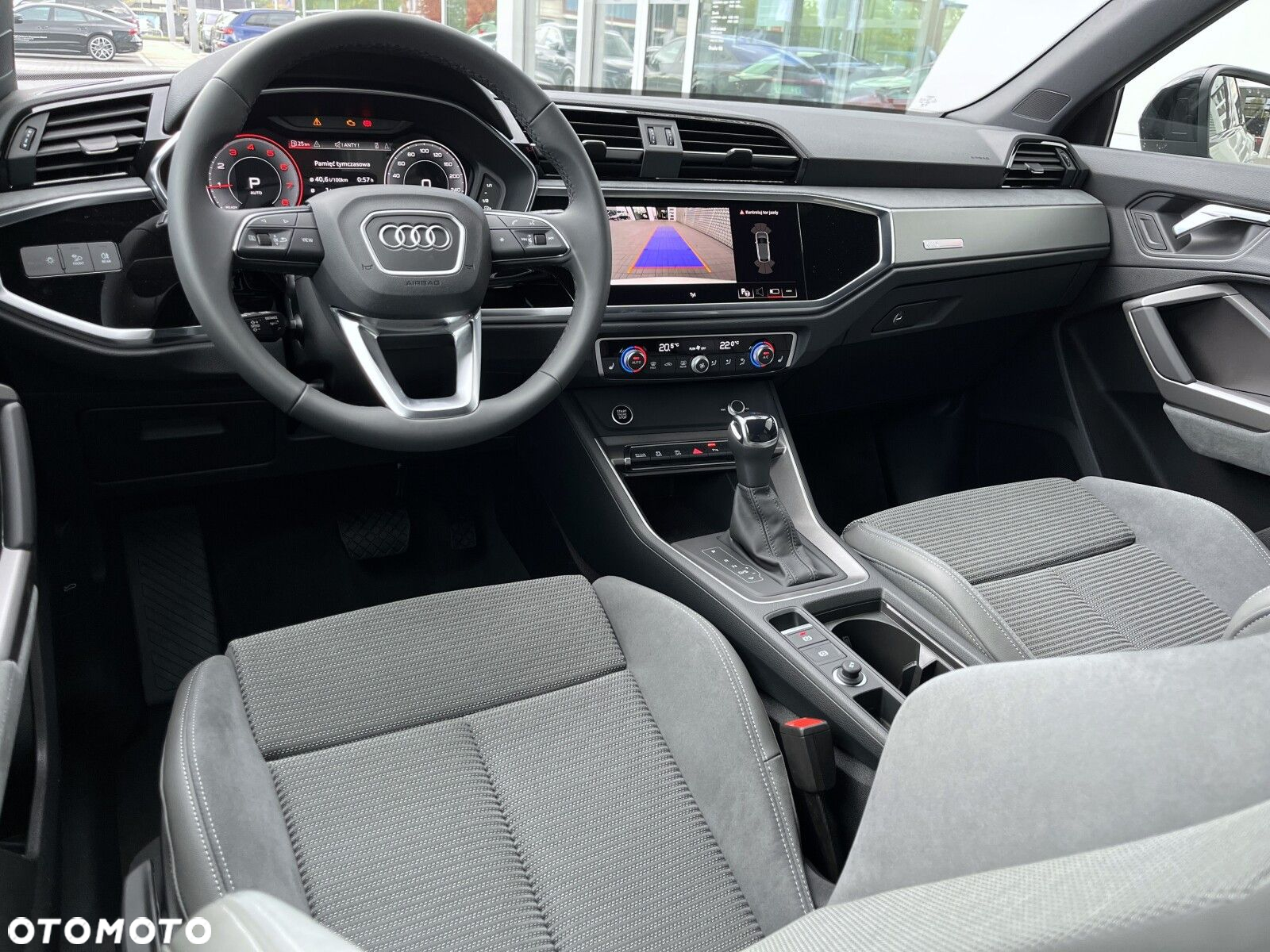Audi Q3 Sportback - 15