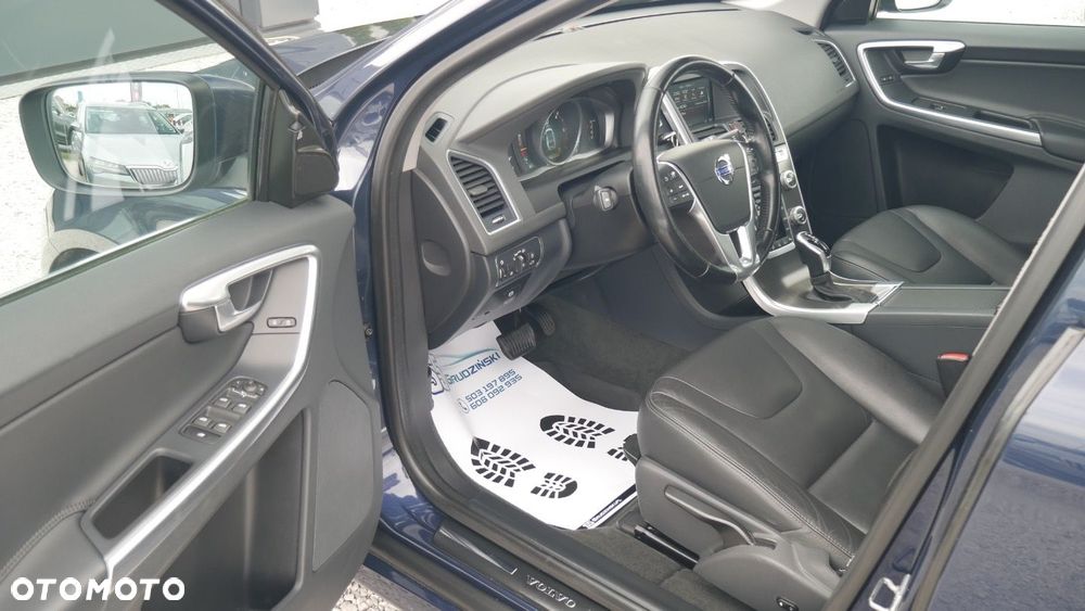Volvo XC 60 - 11