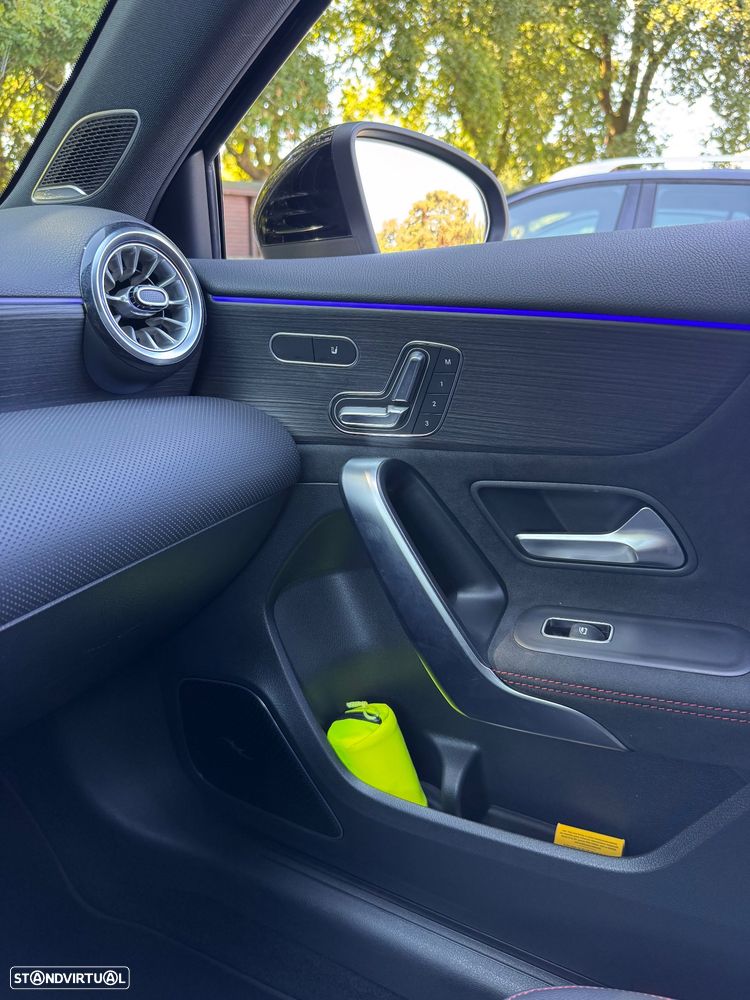 Mercedes-Benz A 250 e 8G-DCT AMG Line Advanced Plus - 25