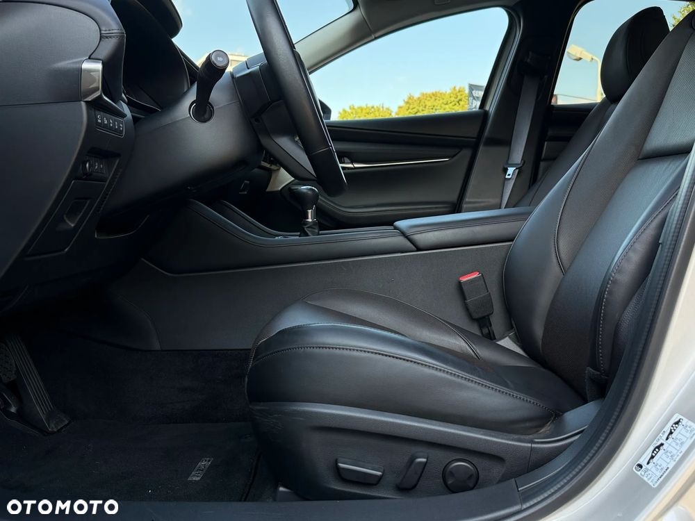 Mazda 3 2.0 mHEV Takumi - 9