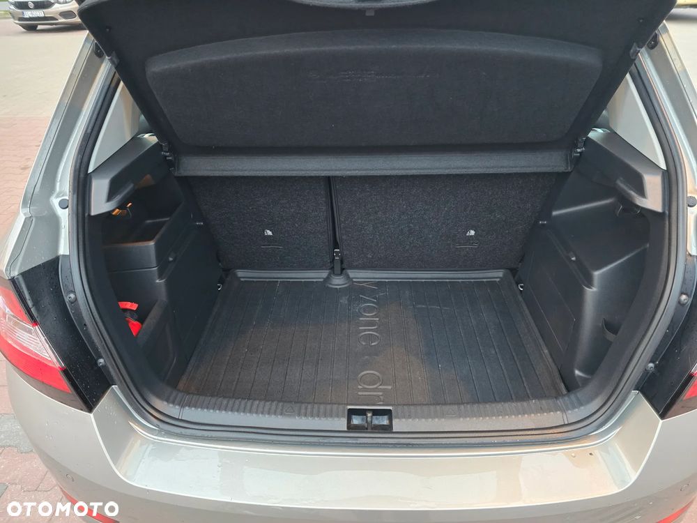 Skoda Fabia 1.0 Ambition - 10