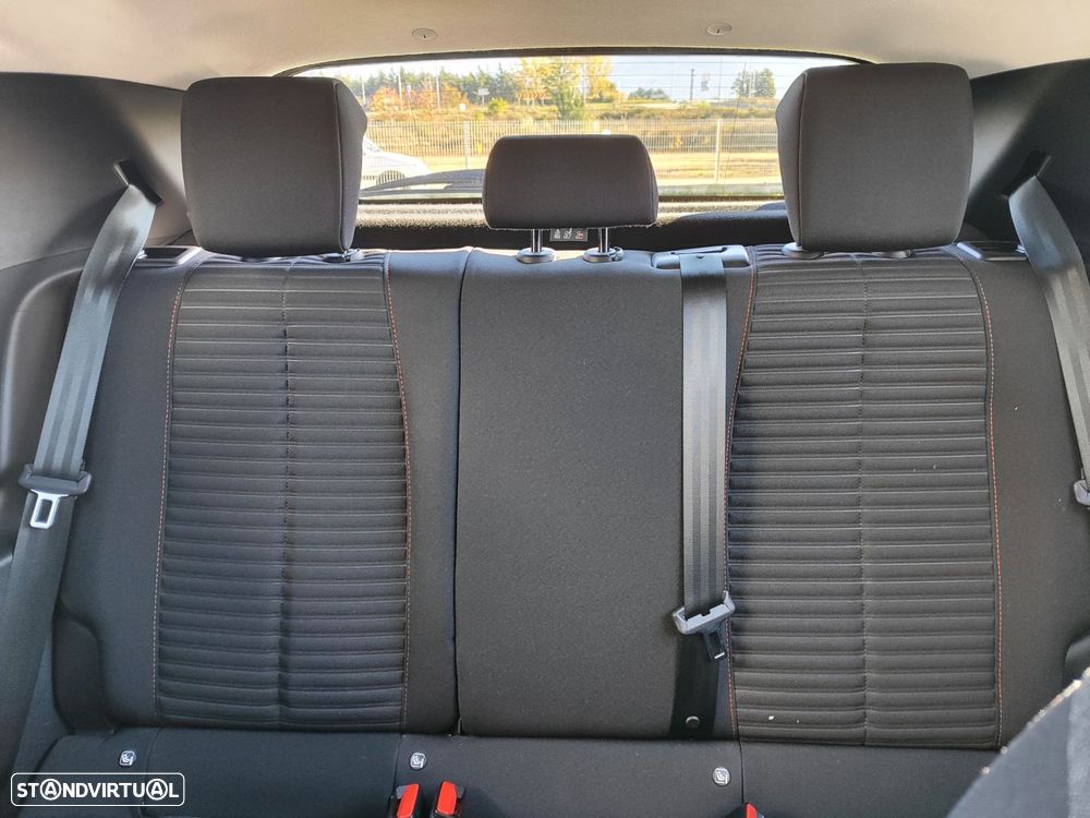 Peugeot e-208 50 kWh Active Pack - 11